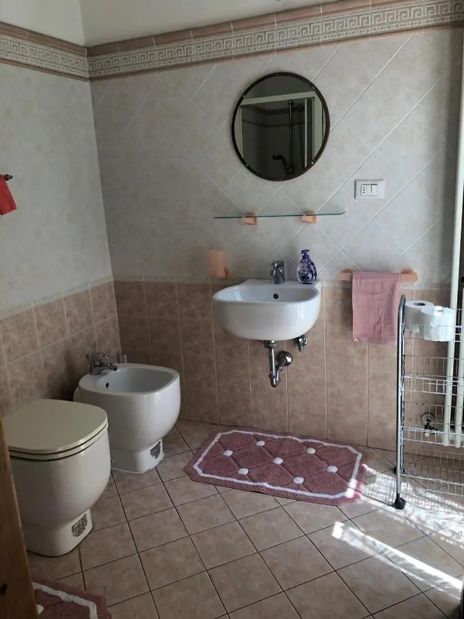 La Casina Dei Cachi Lägenhet Rimini